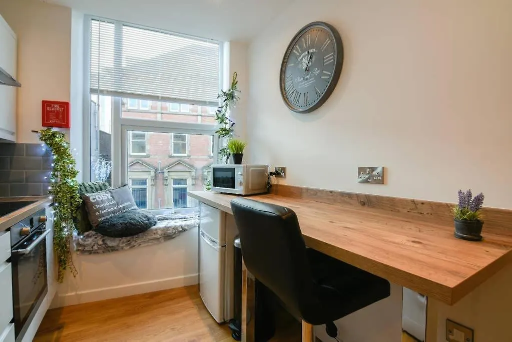 Long Row Apartments In Nottingham City Centre