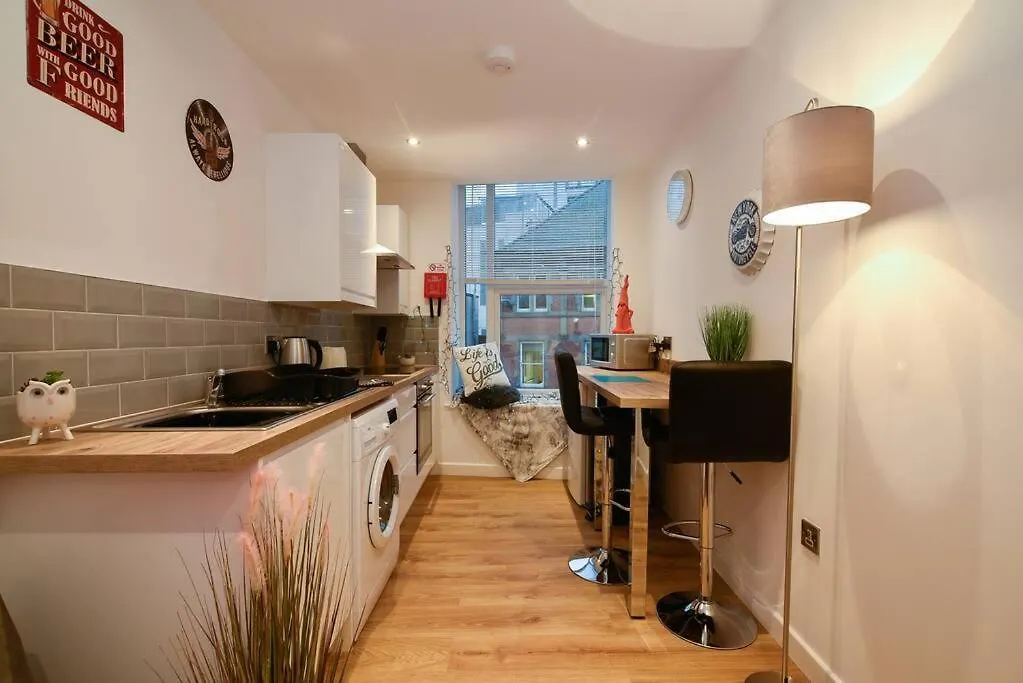 Long Row Apartments In Nottingham City Centre United Kingdom