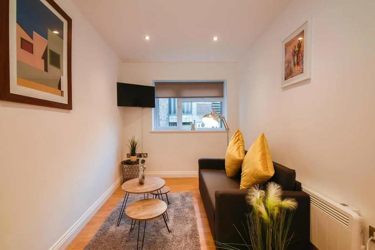 Long Row Apartments In Nottingham City Centre 0*,