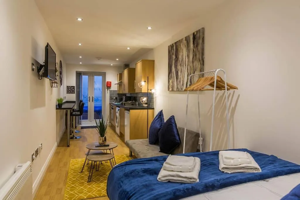 Long Row Apartments In Nottingham City Centre