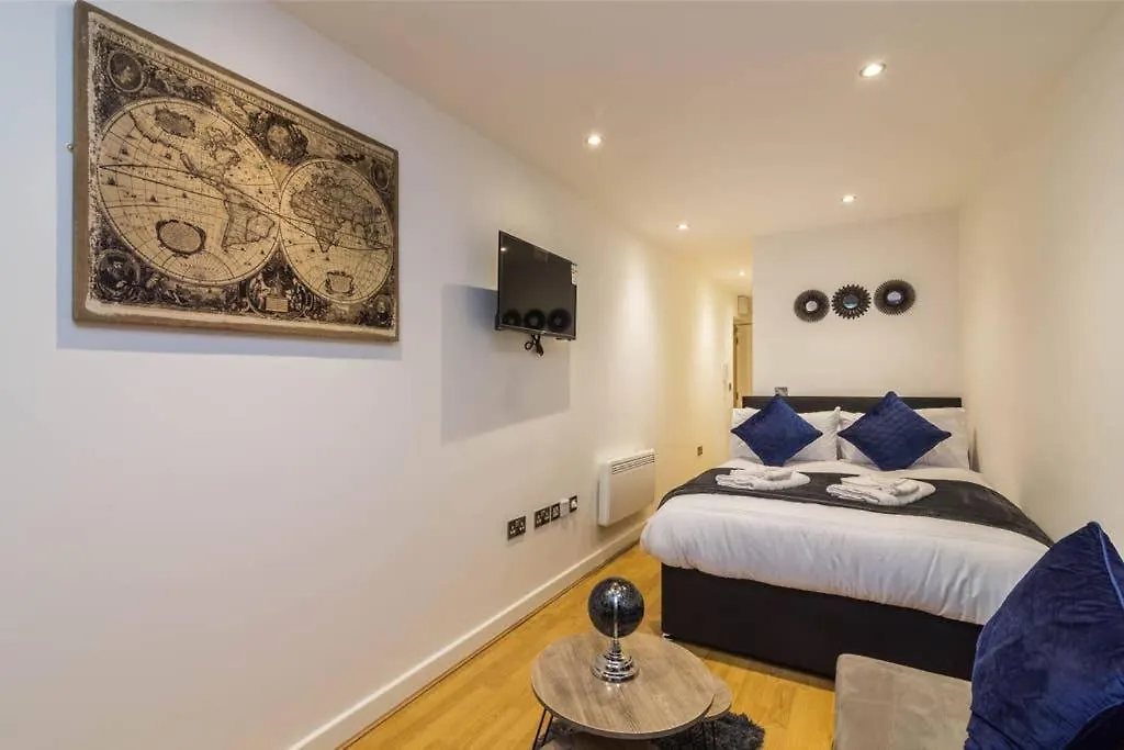 Long Row Apartments In Nottingham City Centre