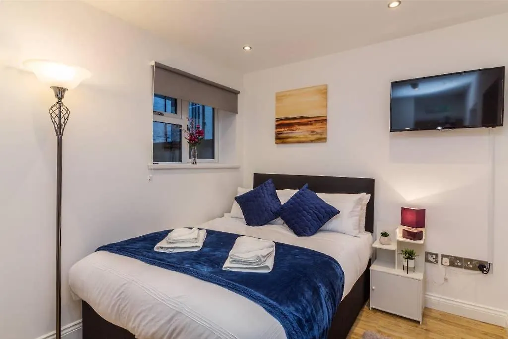 Long Row Apartments In Nottingham City Centre United Kingdom